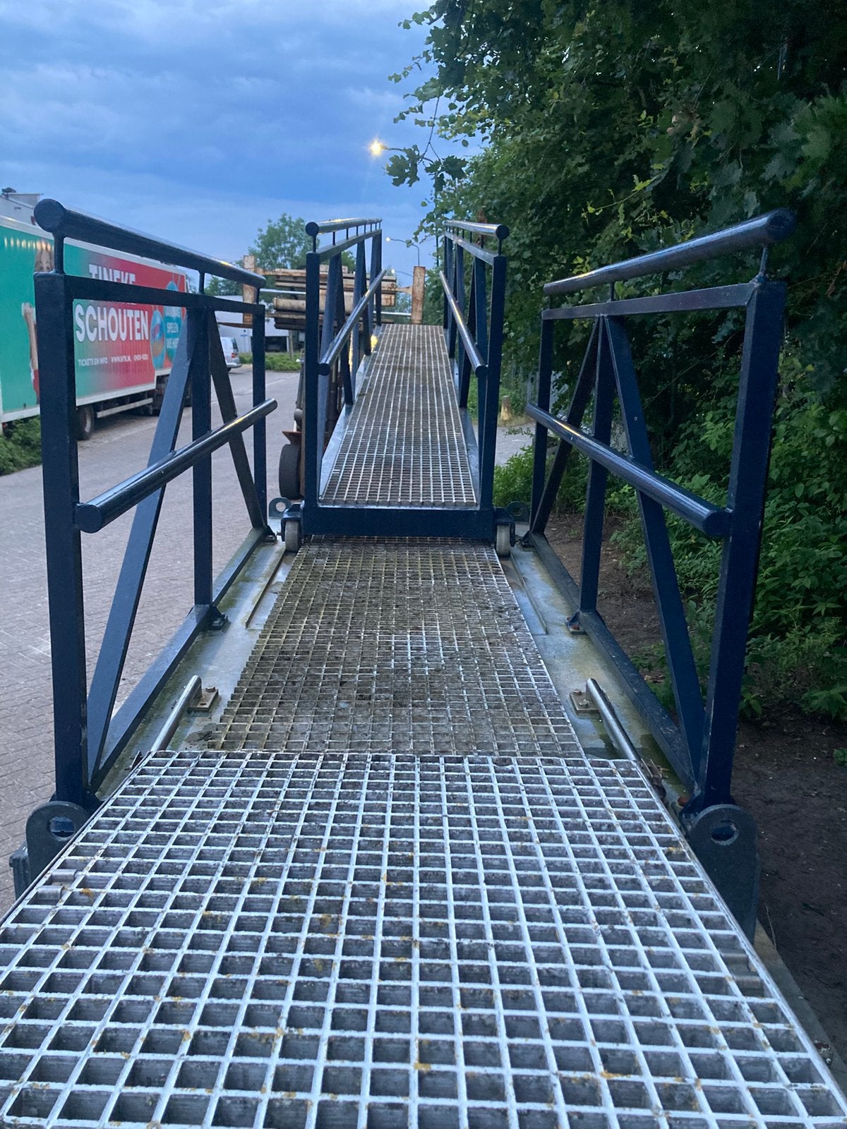 Loopbrug met drijvend ponton 8,5 m lang, Ophalen of Verzenden, Zo goed als nieuw, Aluminium