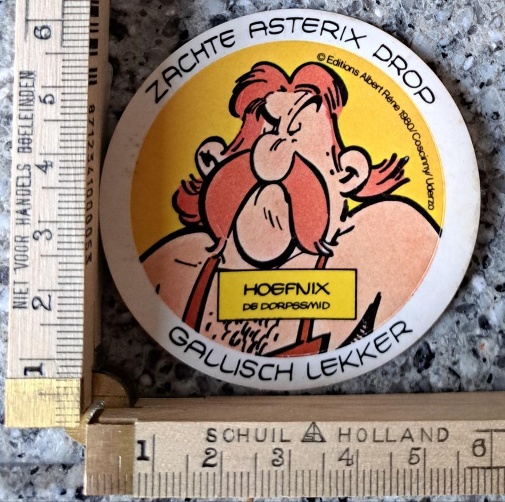 Vintage sticker Astrix en Oblix Dorpsmid Hoefnix strip, Ophalen of Verzenden, Zo goed als nieuw