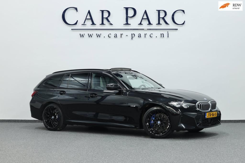 BMW 3-serie Touring 330e M Sport BTW/LED/VIRTUAL/SFEER/PANO/, 1998 cc, Euro 6, 4 cilinders, Zwart
