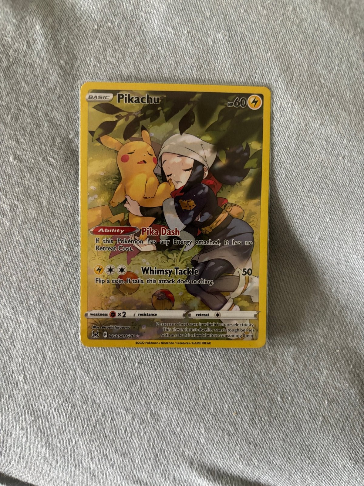 Pikachu TG05/TG30 Pokémon kaart Lost Origin, Ophalen of Verzenden, Zo goed als nieuw, Losse kaart, Foil
