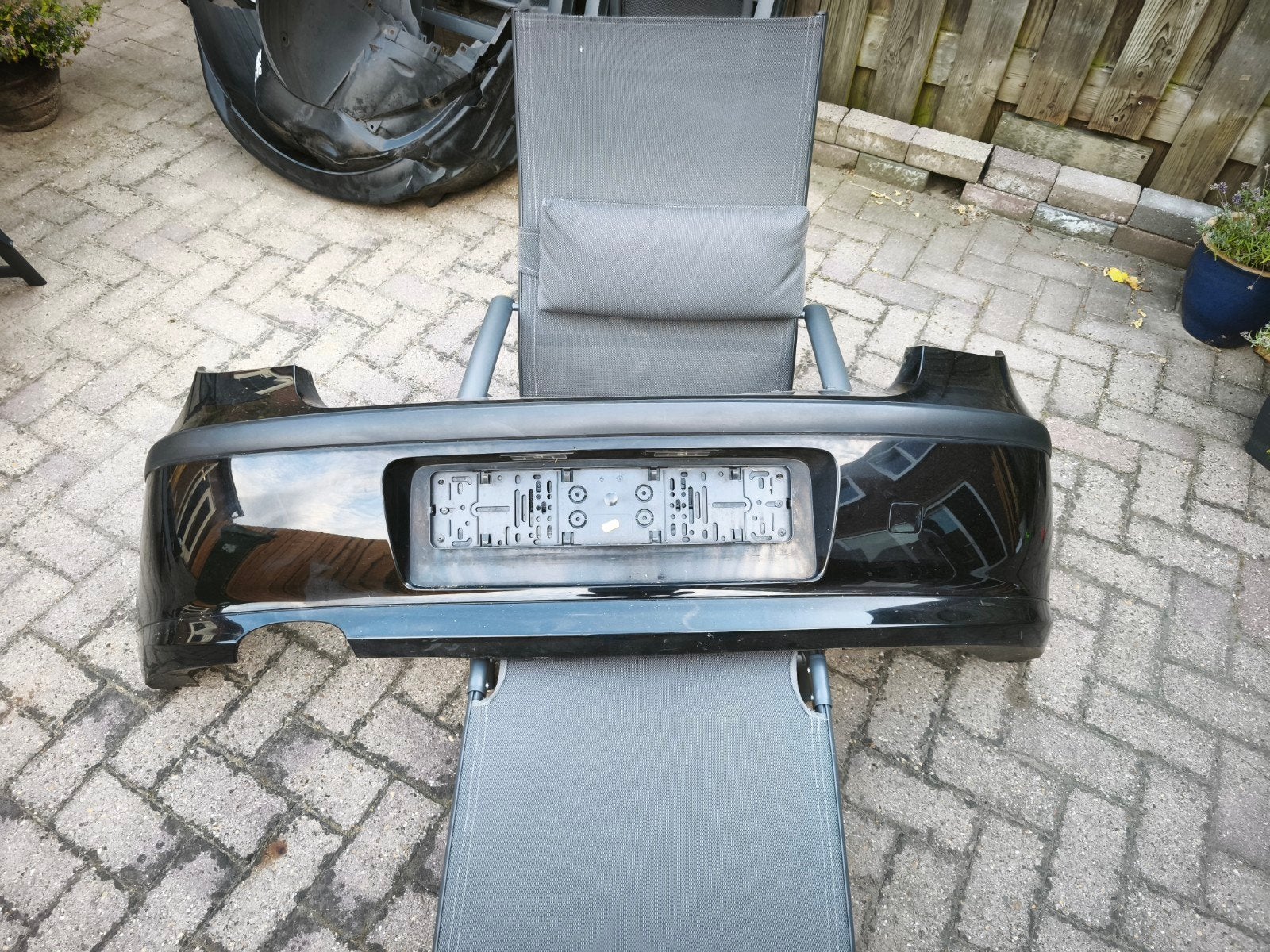 Achterbumper BMW E87 E81 zwart 668 Schwarz2 achter bumper, Ophalen, B, W, Achter