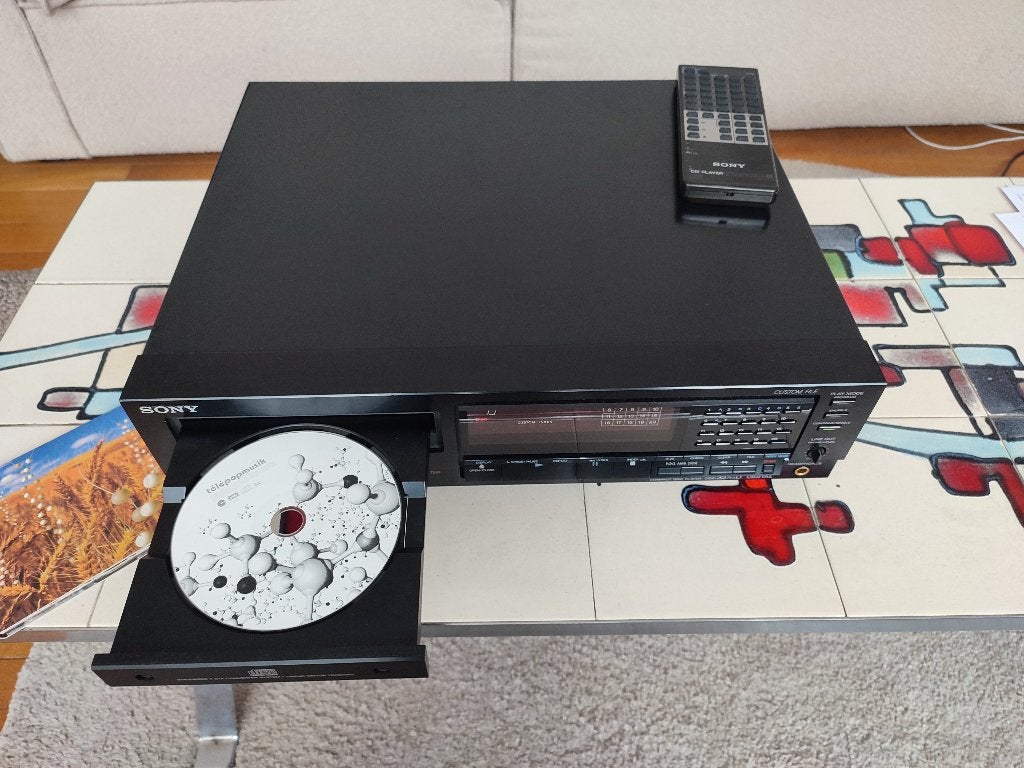 Sony 337ESD, Ophalen, Sony