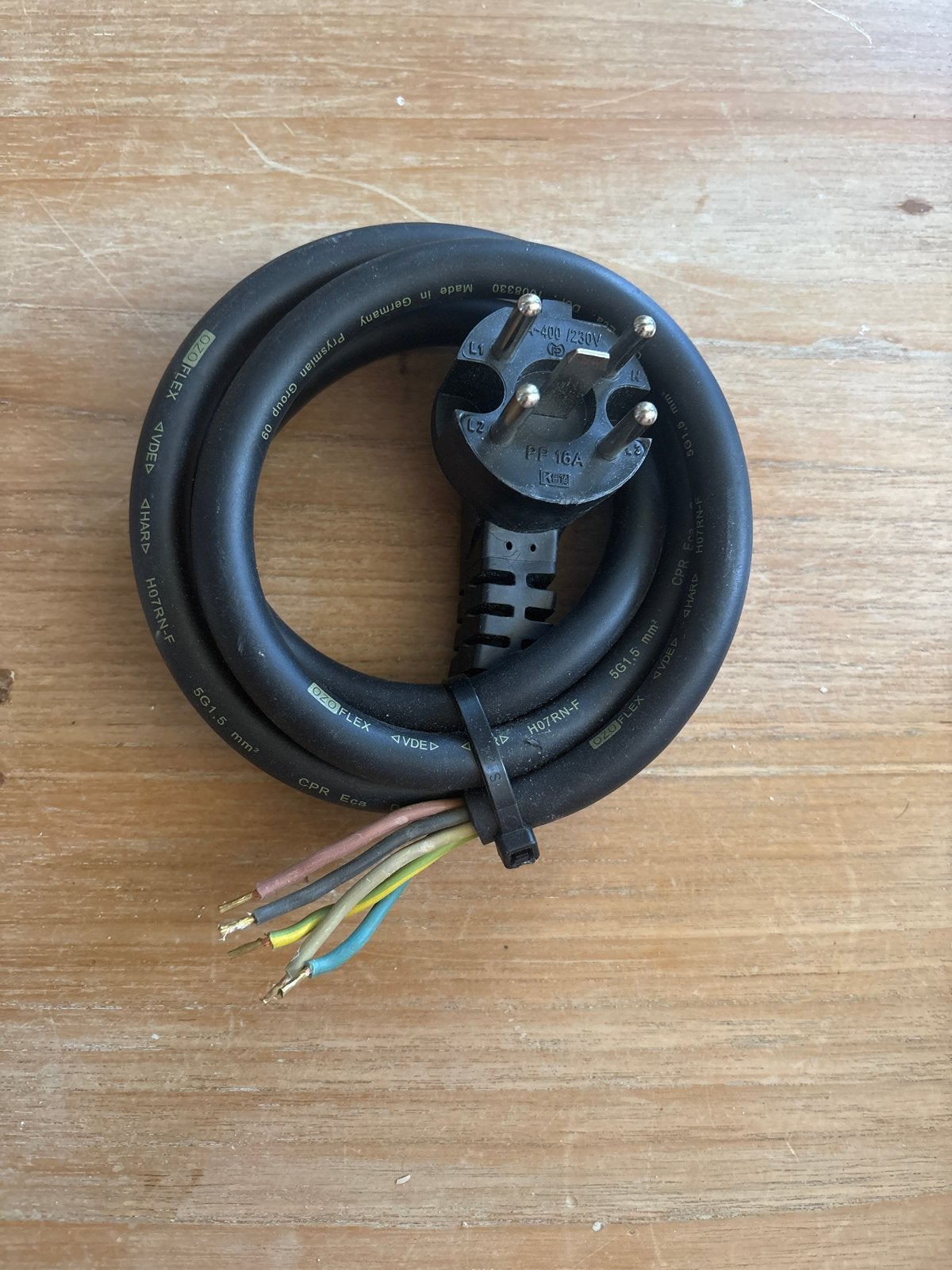 Nieuwe OZO FLEX H07RN-F 5G1.5 mm² Kabel met Stekker, Doe-het-zelf en Verbouw, Elektra en Kabels, Ophalen of Verzenden, Gebruikt