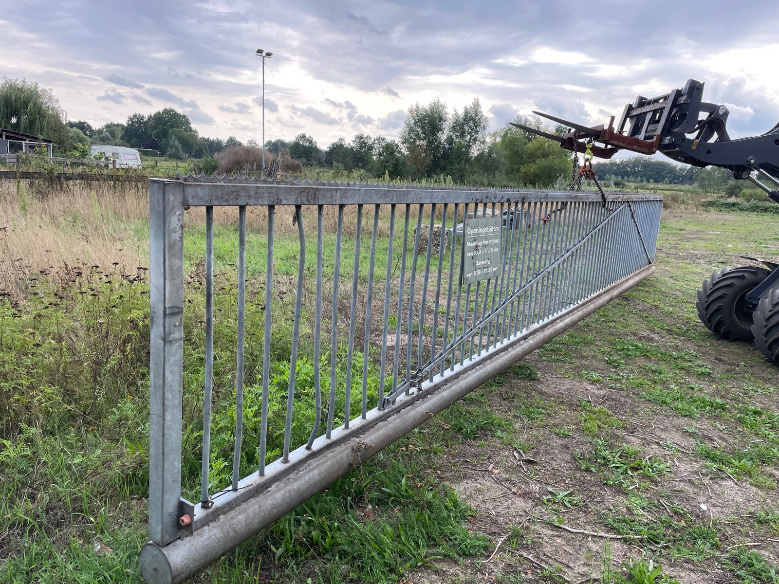 Robuust Spijlenhekwerk - 1.34m hoog, 9.80m lang, Ophalen, Gebruikt, IJzer, Spijlenhekwerk