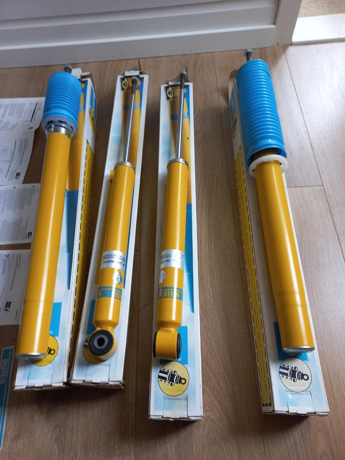 Bilstein b8 set BMW e30 schokdempers, Auto-onderdelen, Ophanging en Onderstel, Ophalen of Verzenden, Nieuw, BMW