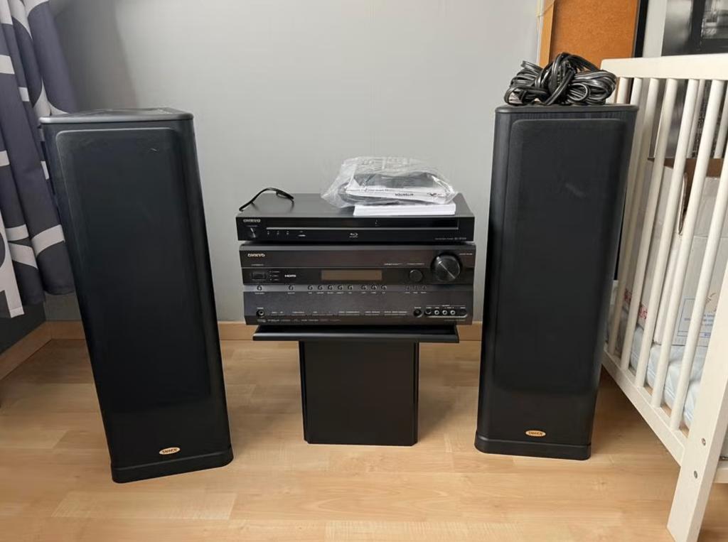 Tannoy 633 luidsprekers, Zo goed als nieuw, 60 tot 120 watt, Front, Rear of Stereo speakers, Ophalen