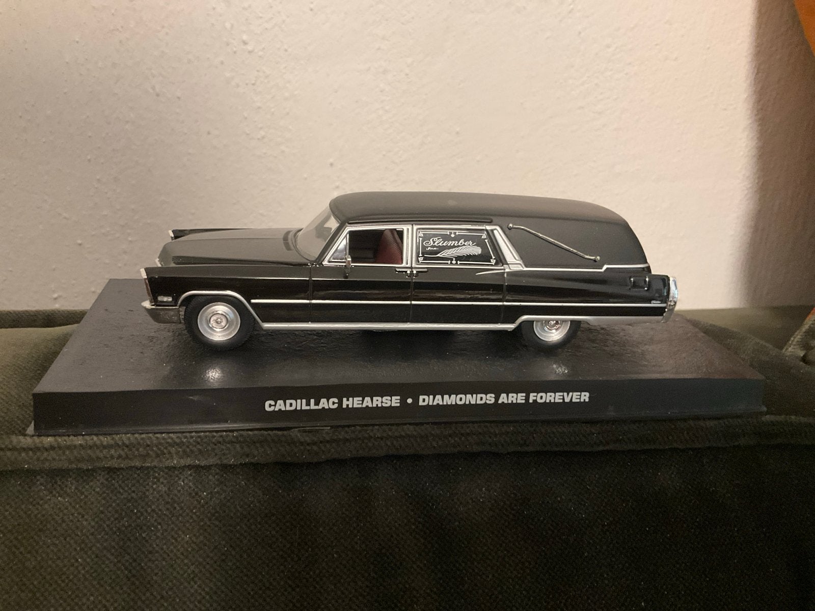 007 Cadillac Hearse - Diamonds Are Forever modelauto, Ophalen of Verzenden, Zo goed als nieuw