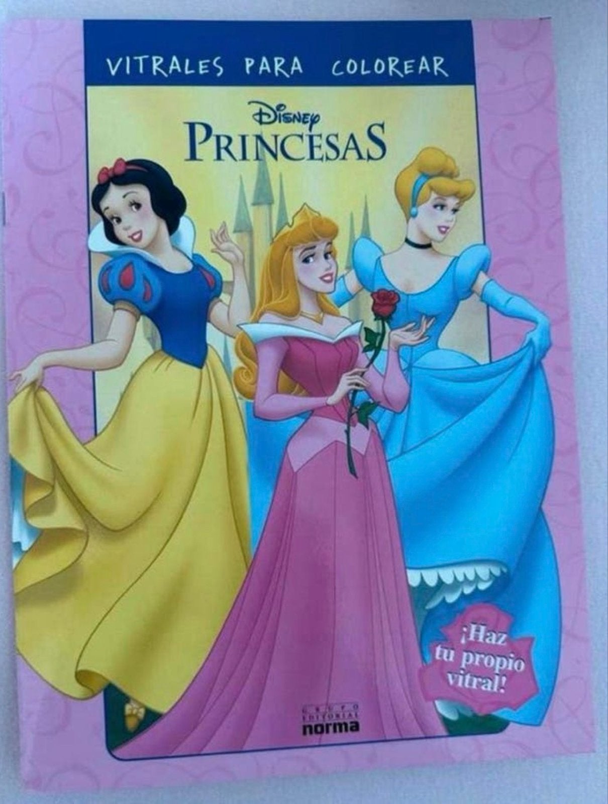 Disney Prinsessen Kleurboek - Sneeuwwitje, Aurora, Assepoest, Ophalen of Verzenden, Zo goed als nieuw, Knutselen