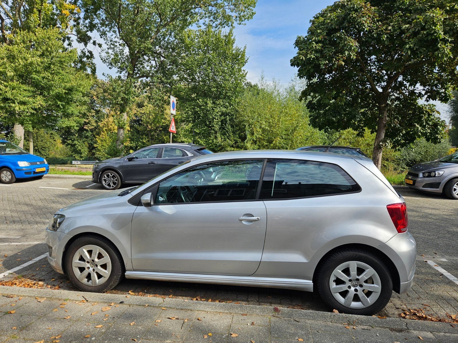 Volkswagen Polo 1.2 TDI 75PK 3D Bluemotion, Voorwielaandrijving, Stof, 74 pk, Zwart
