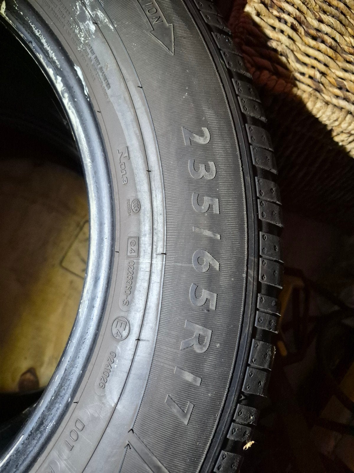 Winterbanden Bandenmaat: 235/65 R17, Ophalen