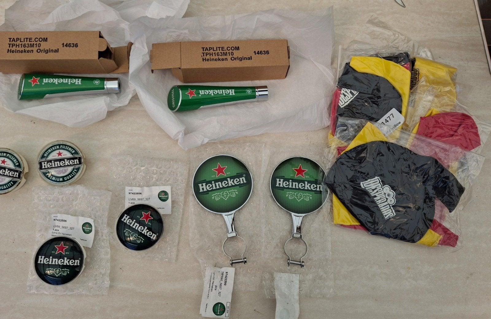 Heineken en Desperados artikelen voor een redelijk bod., Verzamelen, Ophalen of Verzenden, Nieuw