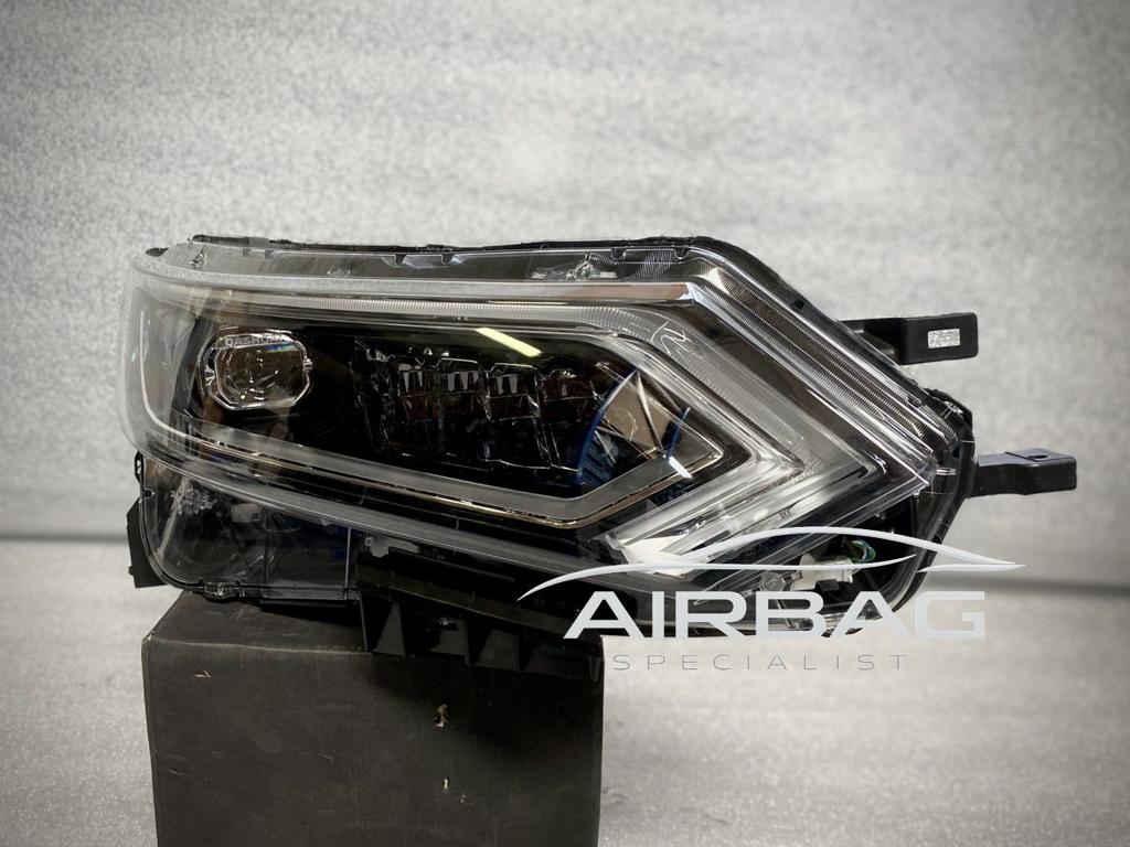 Nissan Qashqai J11 koplamp FULL-LED Rechts 26010HV05B 26010H, -, -, Nieuw, Ophalen of Verzenden