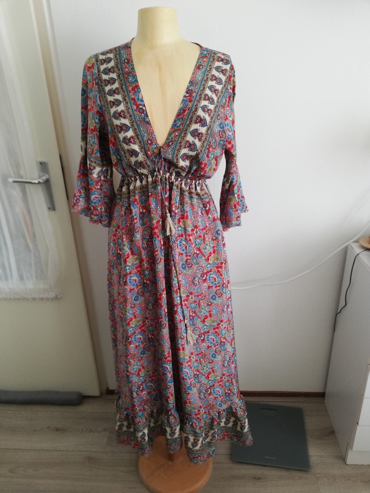 prachtige zijde maxi jurk mt M mooie kleuren ibiza look, Kleding | Dames, Maat 38/40 (M), Verzenden, Nieuw, Made in india