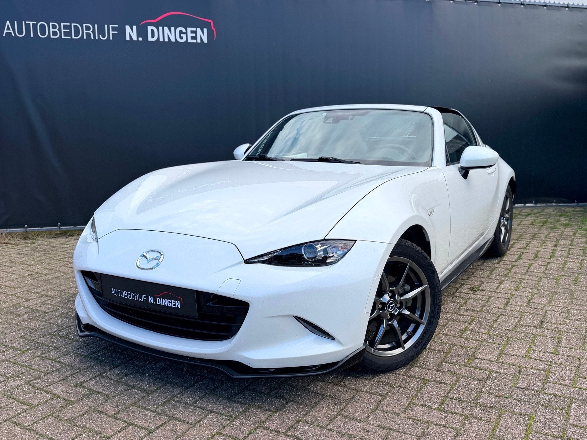 Mazda MX-5 RF 1.5 SkyActiv-G 131 GT-M dealer onderhouden, Auto's, Achterwielaandrijving, Zwart, 4 cilinders, Cabriolet