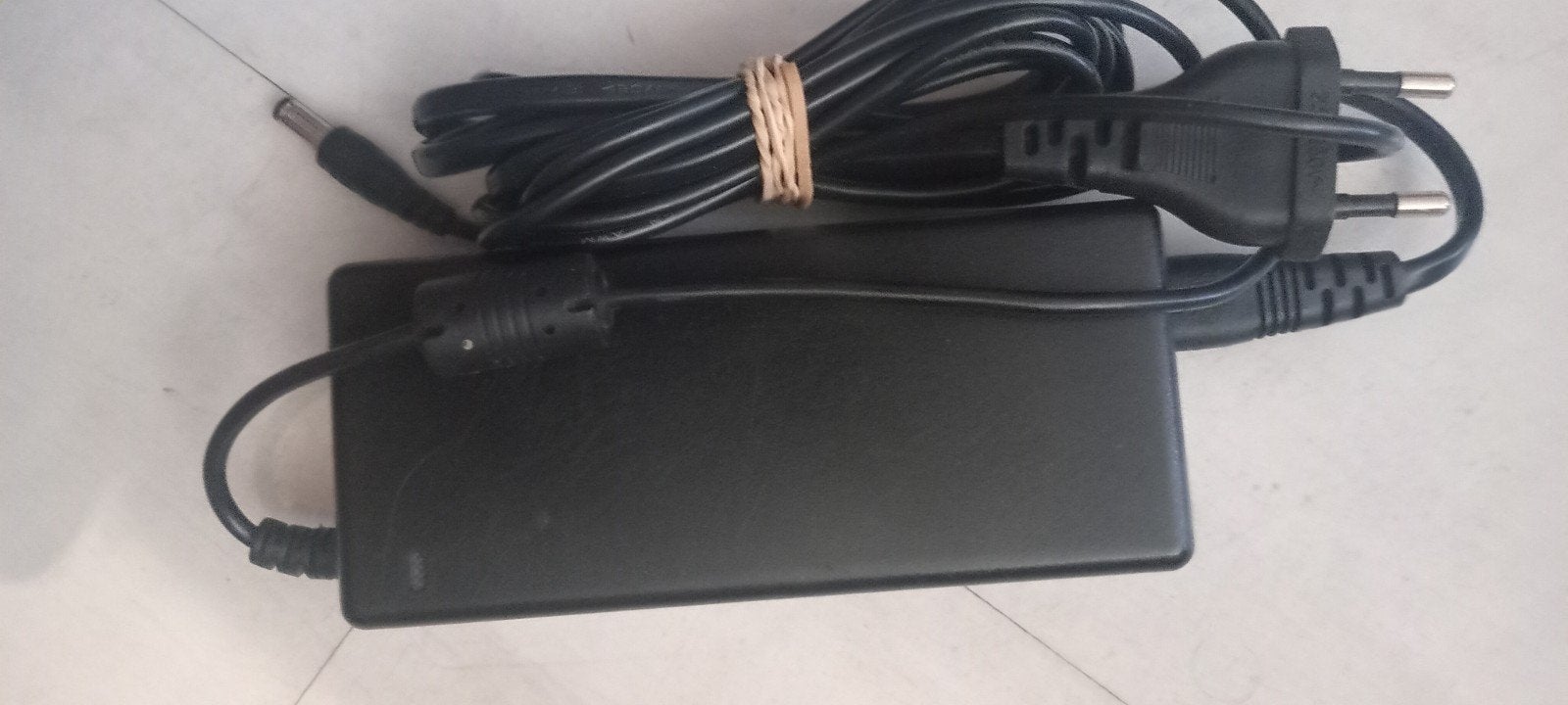 Oplader van Phillips  24 v .electrische step of laptop, Computers en Software, Laptop-opladers, Ophalen of Verzenden, Zo goed als nieuw