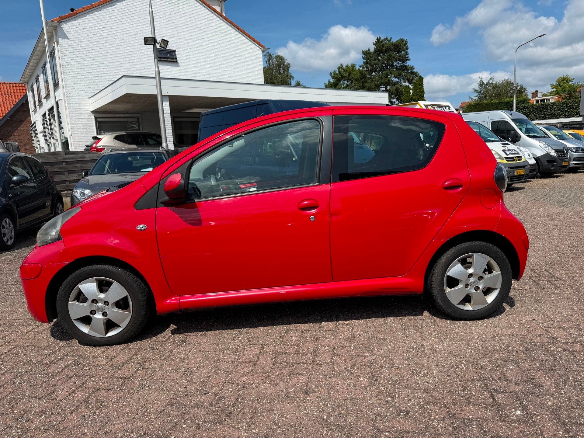 Toyota Aygo 1.0-12V,Cool,5-DRS,374.187km: 749,-, Voorwielaandrijving, Euro 5, Stof, Gebruikt