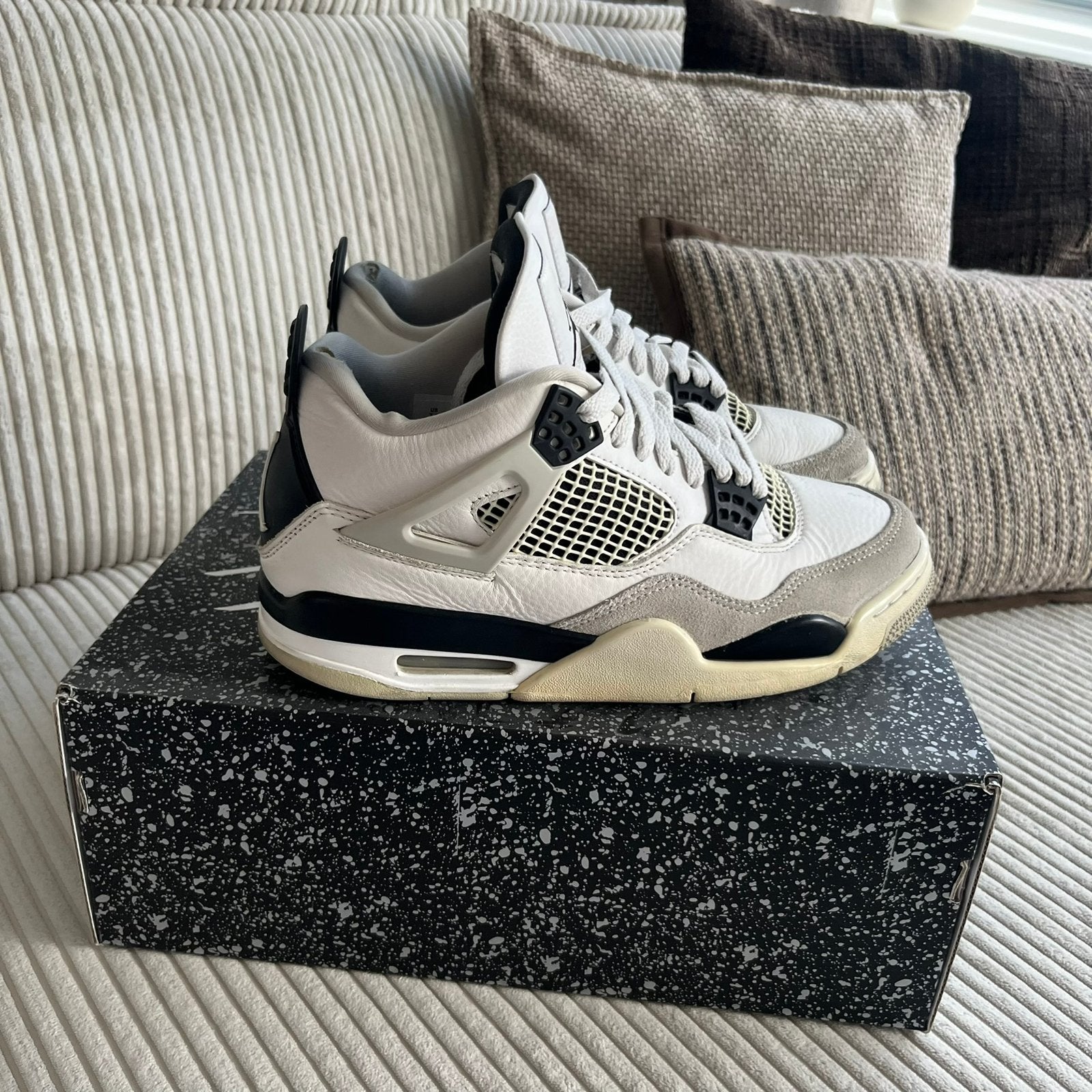 Nike Air Jordan 4 military black schoenen sneaker maat 40,5, Wit, Ophalen of Verzenden, Sneakers of Gympen, Zo goed als nieuw