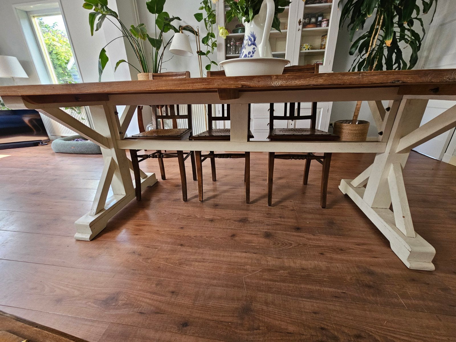Foto 7 van Hele mooie, grote, landelijke eettafel