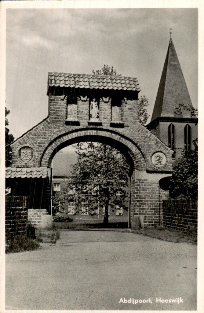 Heeswijk - Abdijpoort - Ingang, Ophalen of Verzenden, 1920 tot 1940, Gelopen, Noord-Brabant