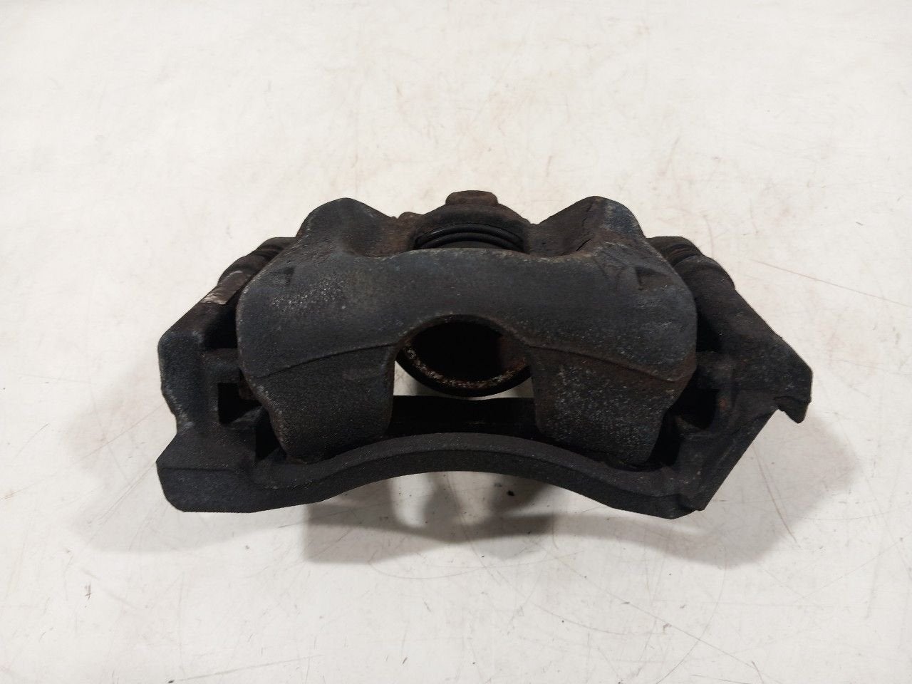 Remklauw rechts voor Renault Trafic, Onderdelen@venauto.nl, Van der Ven Autorecycling B.V., Gebruikt, Ettenseweg 76, 4706 PB Roosendaal, The Netherlands