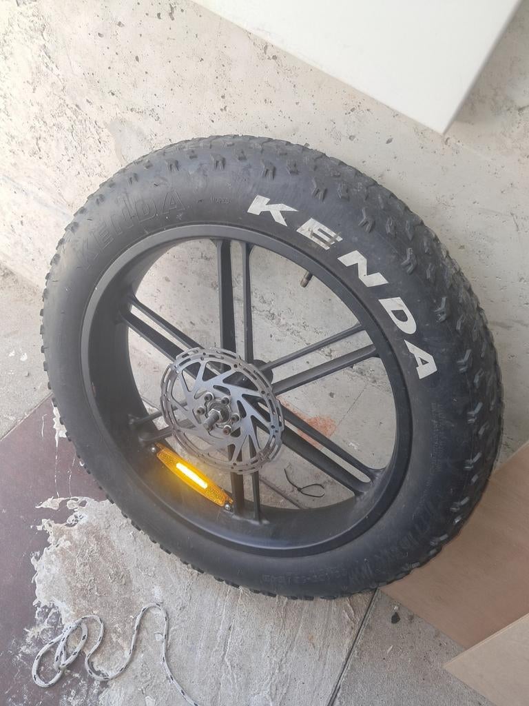 Kenda Fatbike Wiel met Band - Zo goed als nieuw, Fietsen en Brommers, Wiel, Ophalen of Verzenden, Zo goed als nieuw, Fatbike
