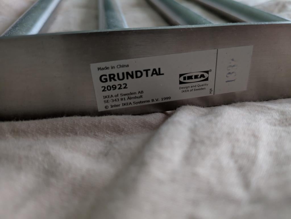 IKEA GRUNDTAL Handdoekenrek - RVS, 4 zwenkarmen, Huis en Inrichting, Badkamer | Badtextiel en Accessoires, Ophalen of Verzenden