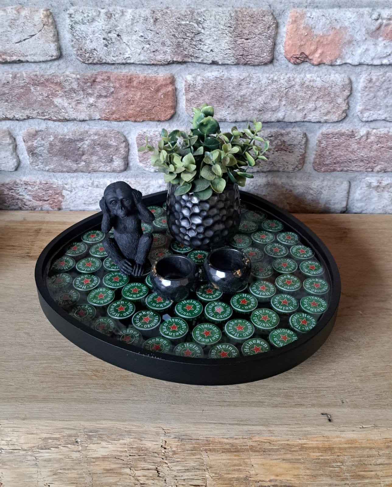 Serveerplateau van Heineken bierdopjes, Ophalen of Verzenden, Rond