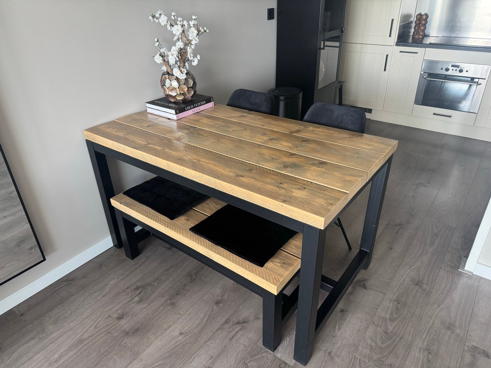 Steigerhouten eettafel, bankje, salontafel en Kick stoelen, Ophalen, Gebruikt, 100 tot 150 cm, 50 tot 100 cm