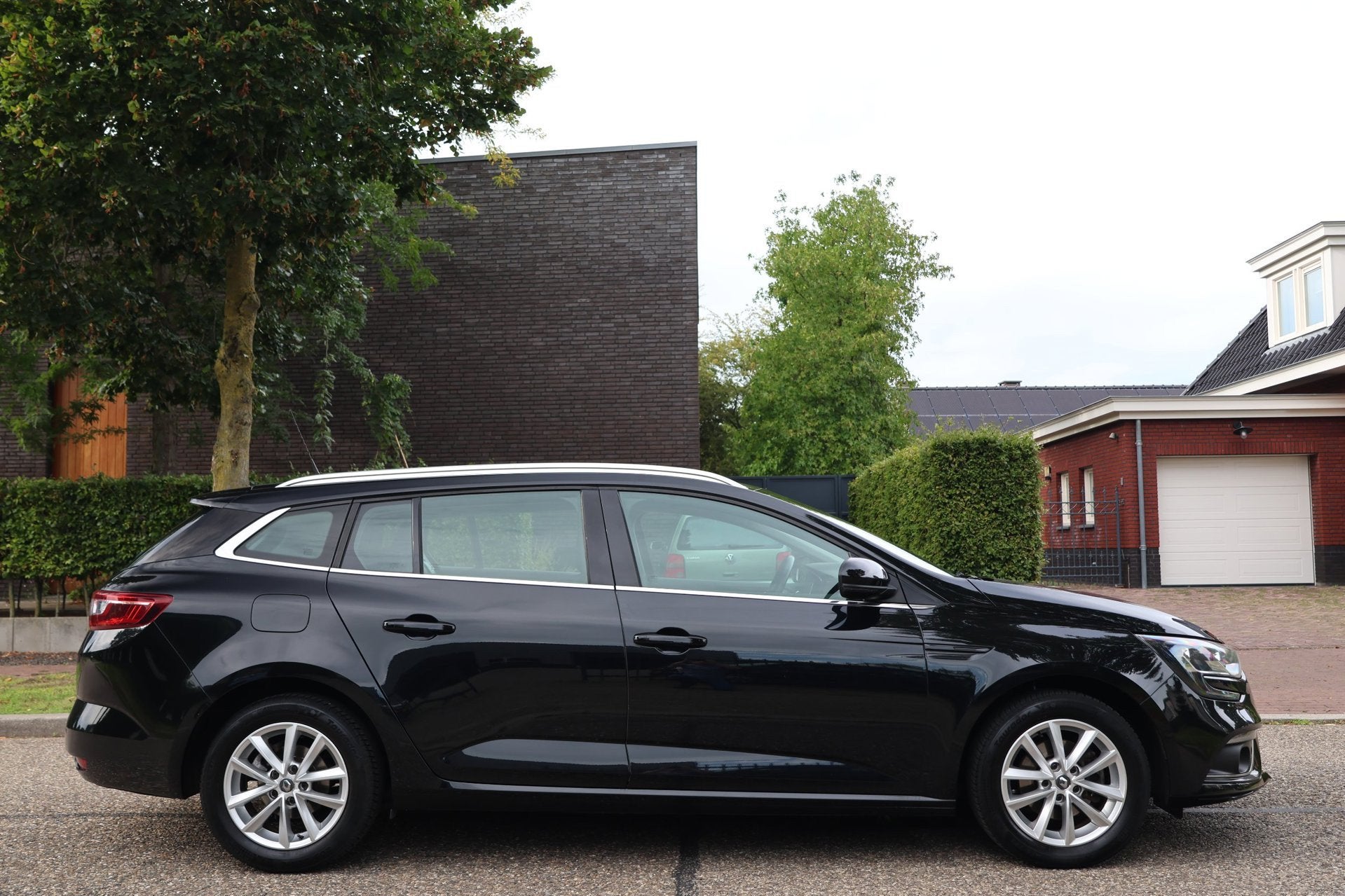 Renault Mégane Estate 1.2 TCe Limited | NAVI | CLIMA | CRUI, Voorwielaandrijving, 101 pk, Gebruikt, 4 cilinders