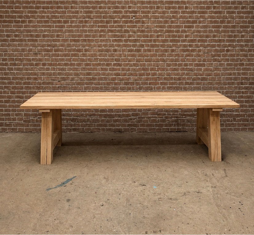 Maatwerk Eiken A-poot eettafel Pen en gat, Eikenhout, Rechthoekig, Nieuw, 200 cm of meer