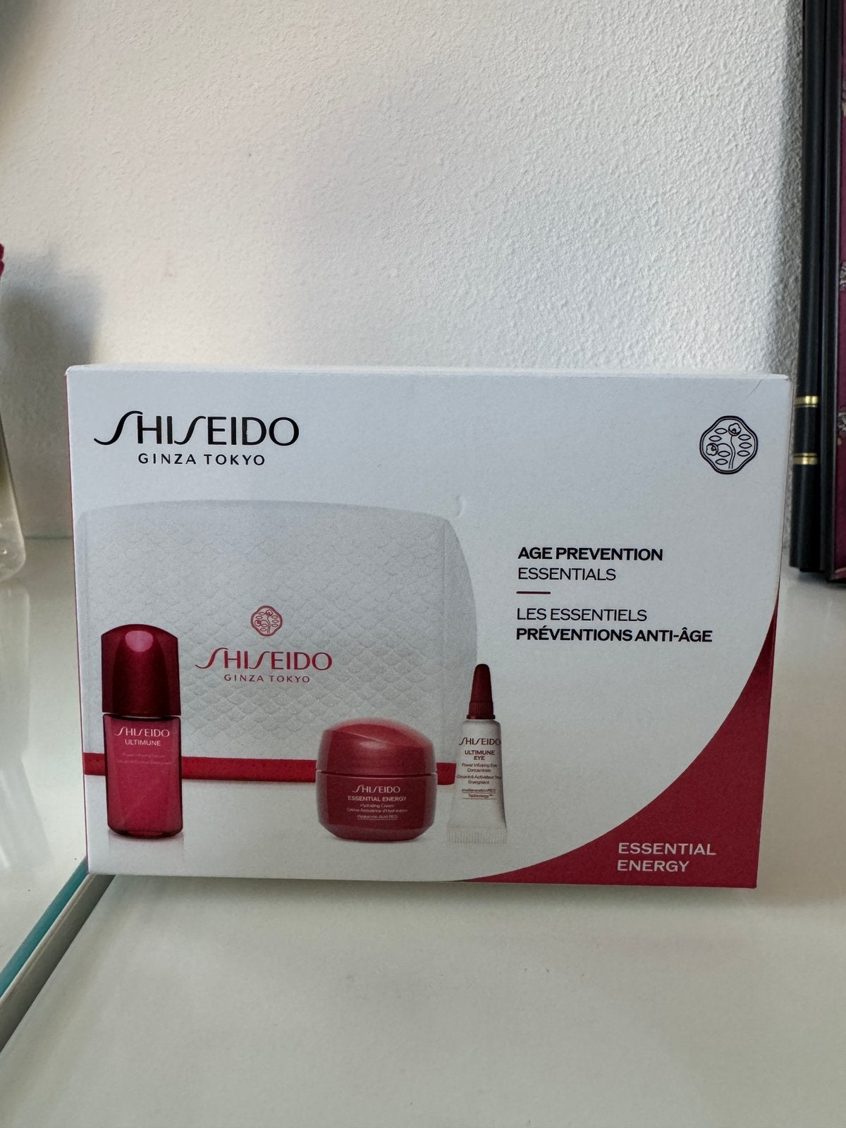 Shiseido toilettas met Gezichtsverzorging, Ophalen, Nieuw