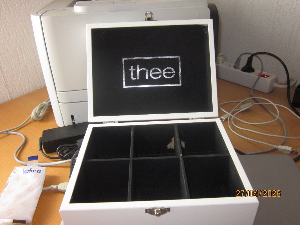 Houten theedos, Huis en Inrichting, Ophalen, Minder dan 50 cm, Met klep(pen), Zo goed als nieuw