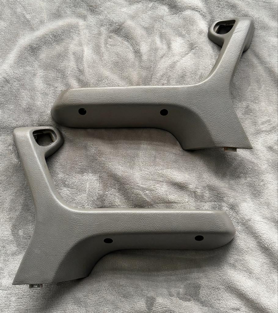 Armsteunen bmw e30 - grijs (set van 2), Auto-onderdelen, Interieur en Bekleding, Ophalen of Verzenden, Gebruikt, Universele onderdelen