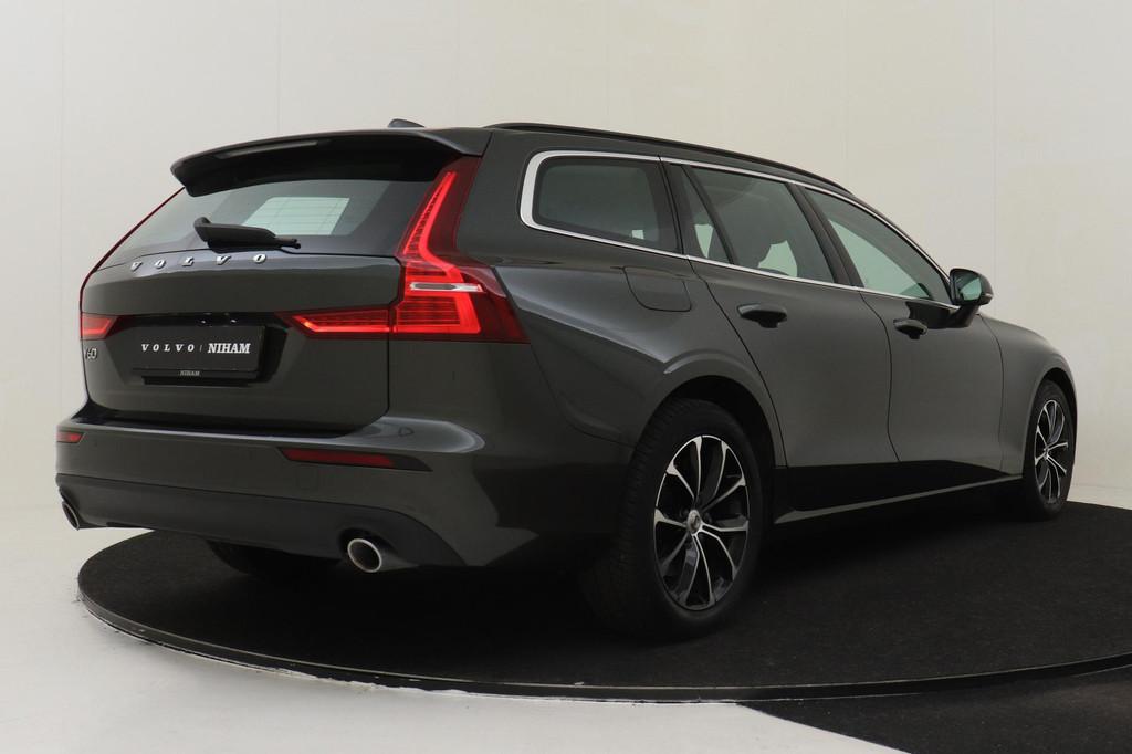 Volvo V60 B3 (M-HYBRID) AUT. MOMENTUM BUSINESS -KEYLESS|CARP, 12 maanden, Stof, Euro 6, 4 cilinders