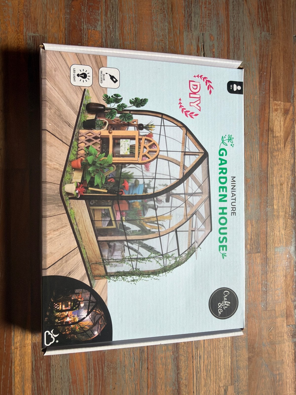 DIY Miniatuur Tuinhuisje - Crafts & Co, Ophalen of Verzenden, Nieuw, Groter dan 1:35, Diorama