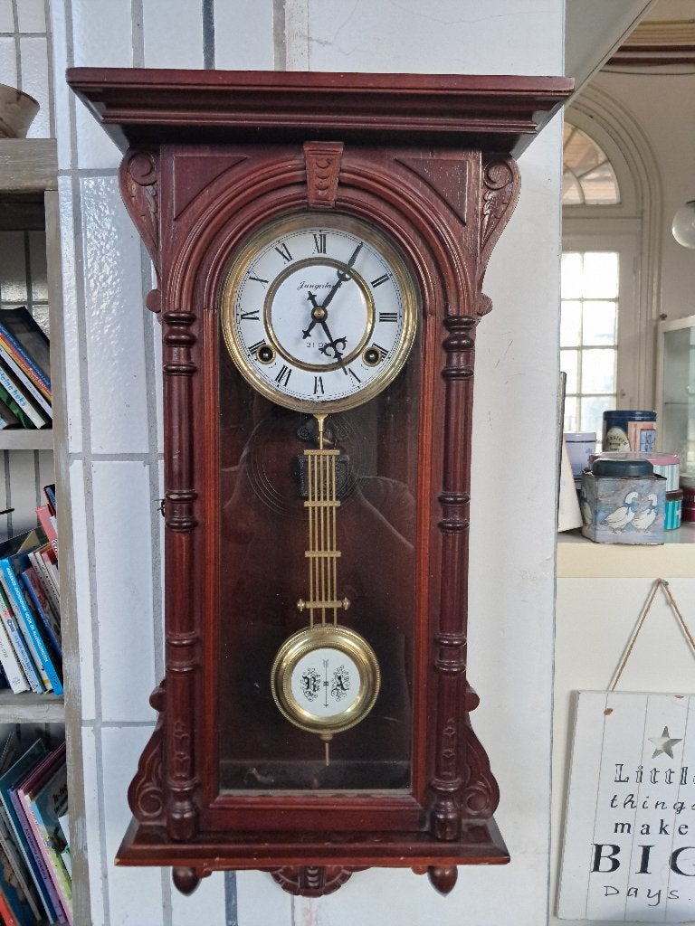 Mooie klassieke houten wandklok met slinger 31 dagen, Ophalen