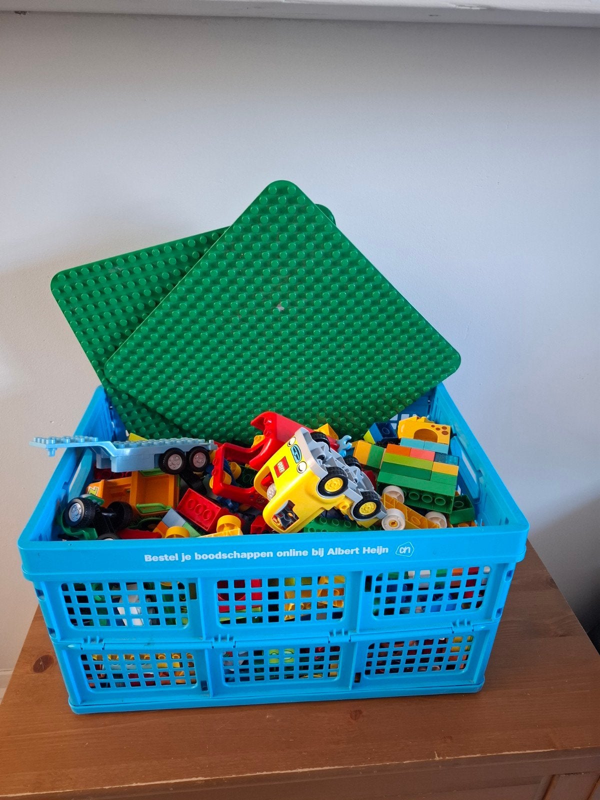Grote krat vol Duplo bouwstenen en voertuigen, Ophalen, Gebruikt, Inclusief extra onderdelen, Duplo