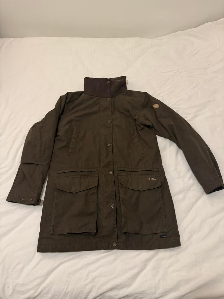 Fjällräven 89156-Alterna Jacket - Donkerbruin, Ophalen of Verzenden, Zo goed als nieuw, Maat 38/40 (M), Bruin