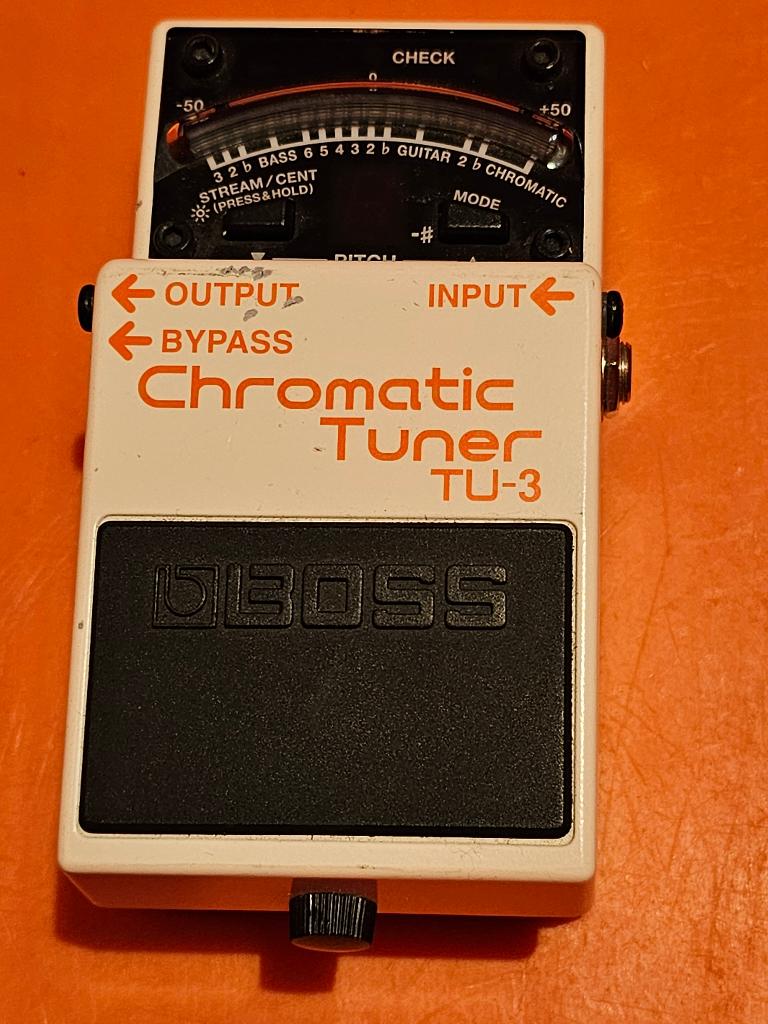 BOSS Chromatoc tuner TU-3, Muziek en Instrumenten, Verzenden, Gebruikt, Overige typen