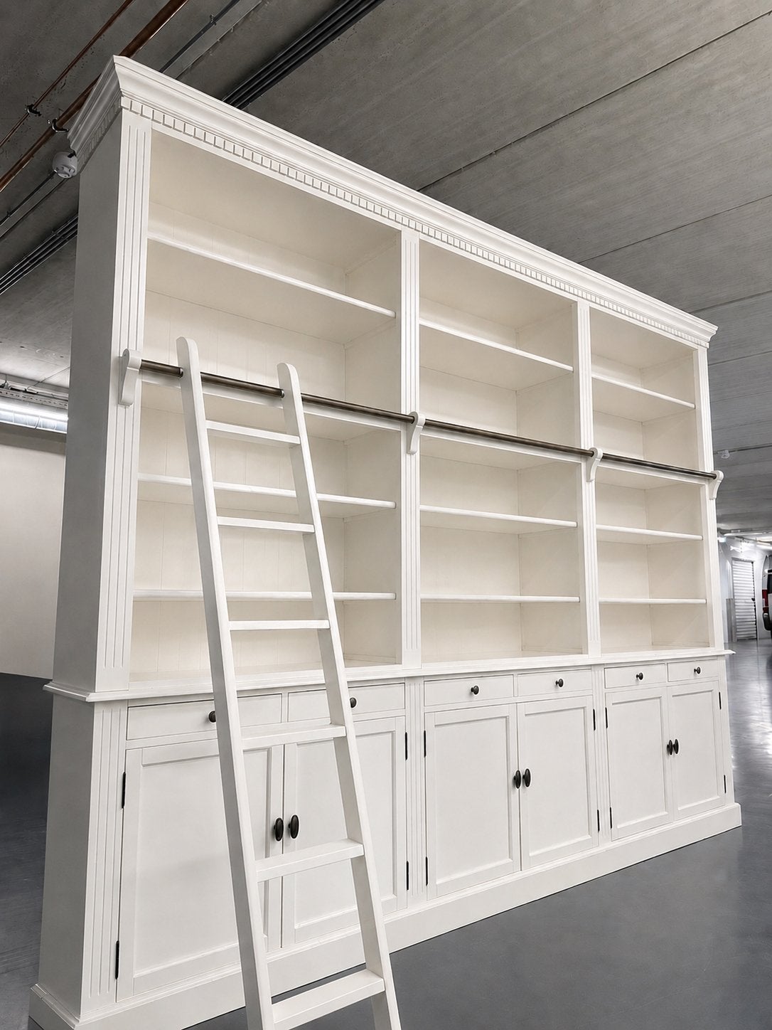 Grote Landelijke Boekenkast met Bibliotheekladder #K39, Met deur(en), 200 cm of meer, Pakhuis Zuidwest, Ophalen of Verzenden