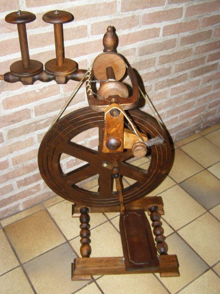 Goed werkend spinnewiel schapenwol spinnen wol, Ophalen, Gebruikt, Spinnewiel