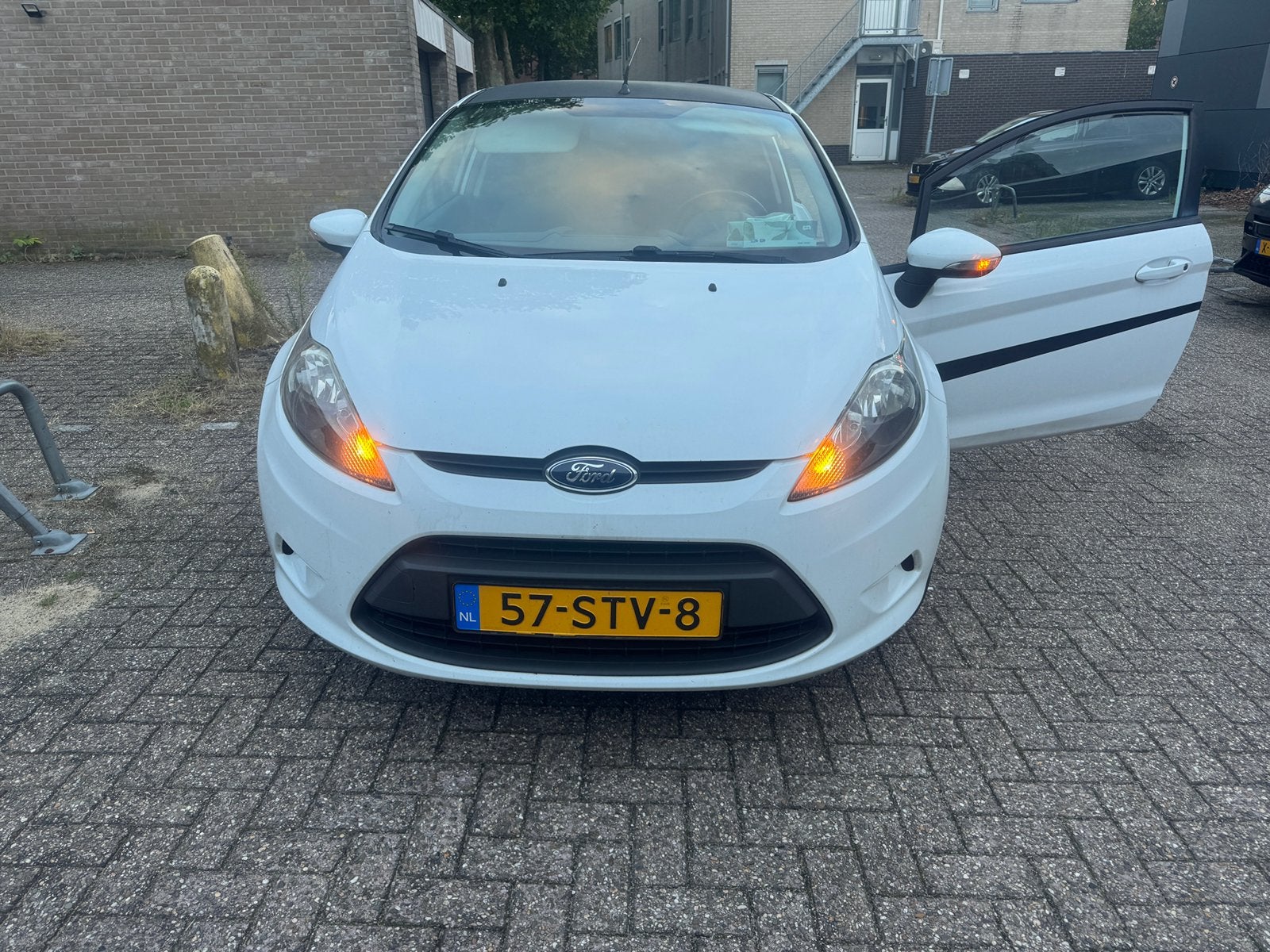 Ford Fiësta 1.25 44KW 3DR 2011 Wit