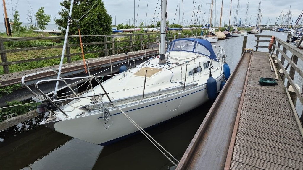 Mooi zeiljacht te koop, Watersport en Boten, Kajuitzeilboten en Zeiljachten, 9 m, Gebruikt, 1.90 meter, Binnenboordmotor