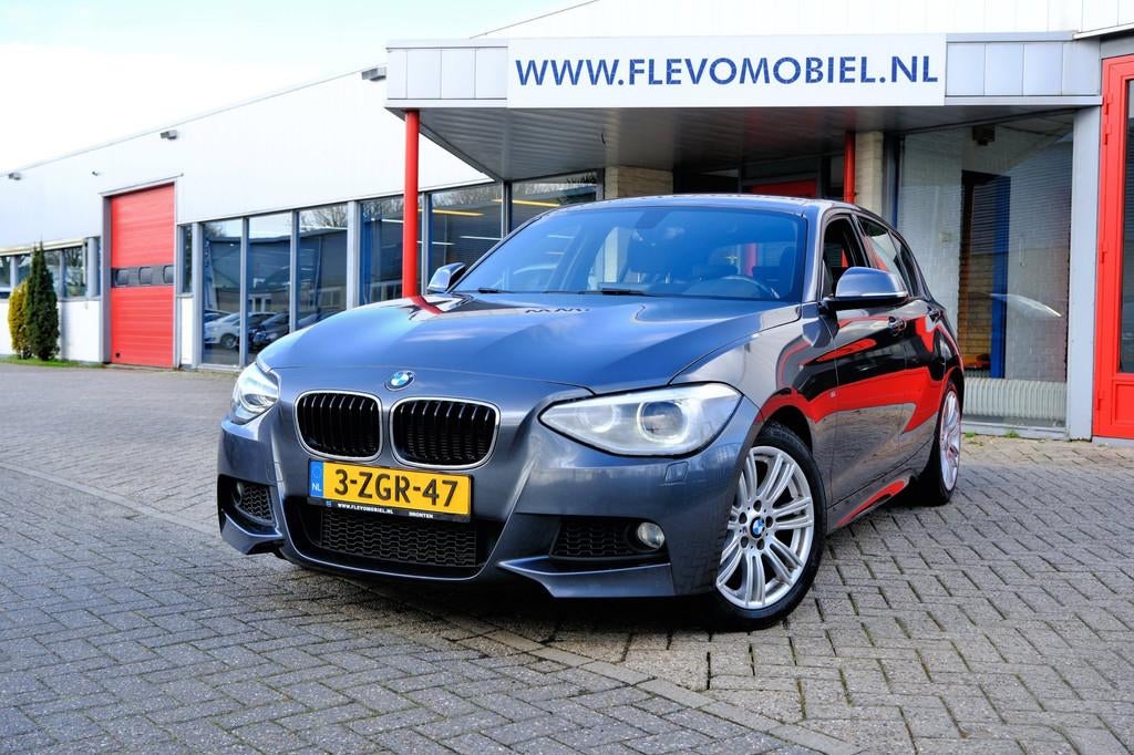 BMW 1-serie 116i M Sport Navi|Sportstoelen|Clima|LMV|Xenon, 1-Serie, Euro 6, 4 cilinders, Alcantara
