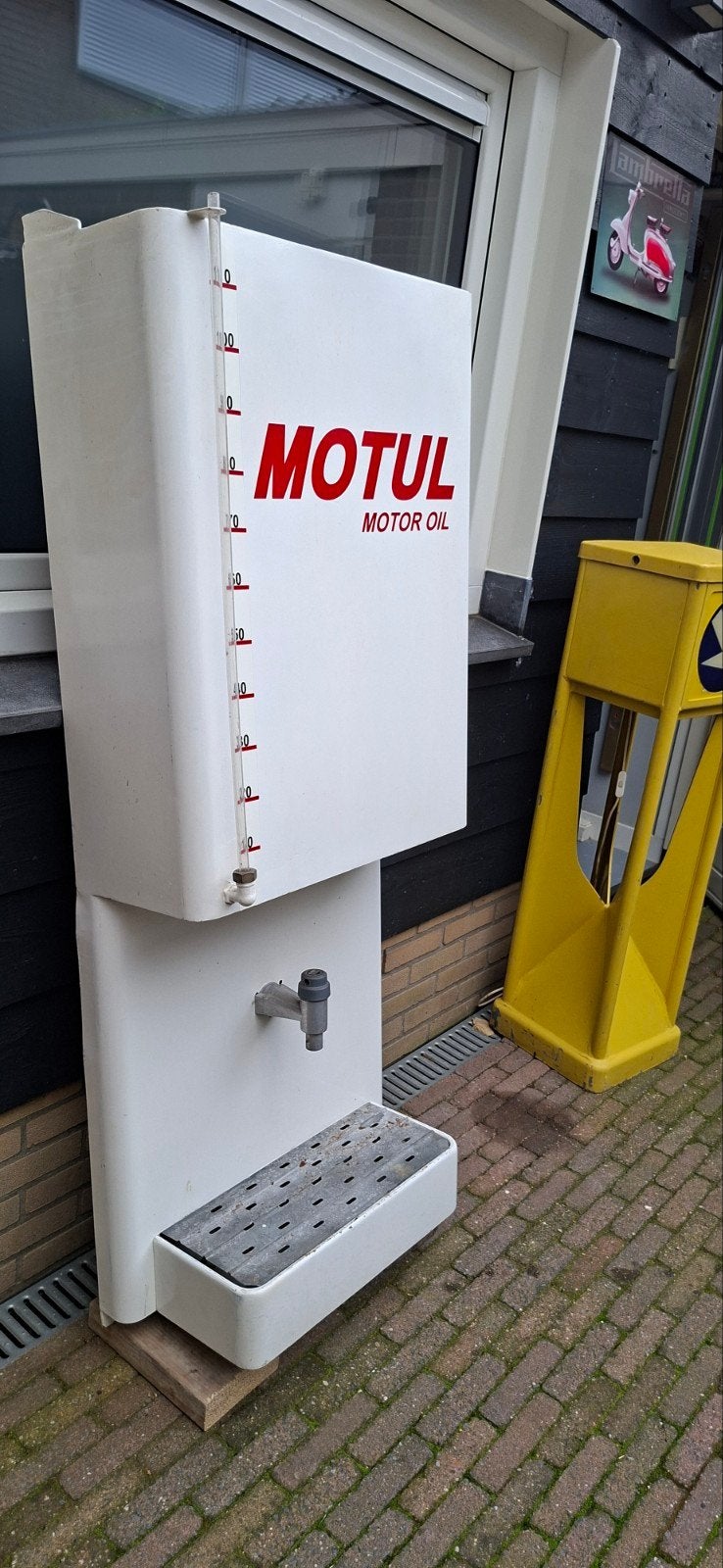 Olie automaat Motul olie mooi en schoon, Ophalen, Zo goed als nieuw