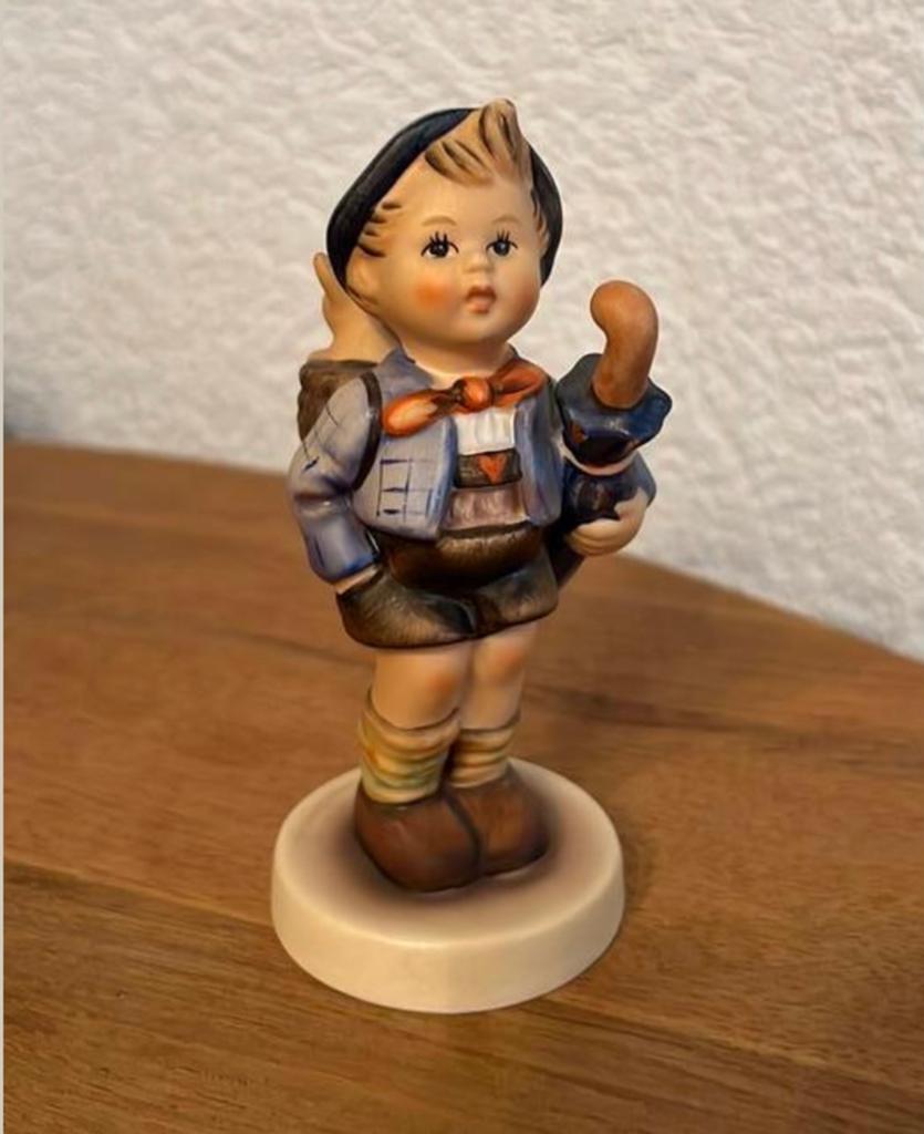 Hummel beeldje, Verzamelen, Beelden en Beeldjes, Ophalen of Verzenden, Zo goed als nieuw