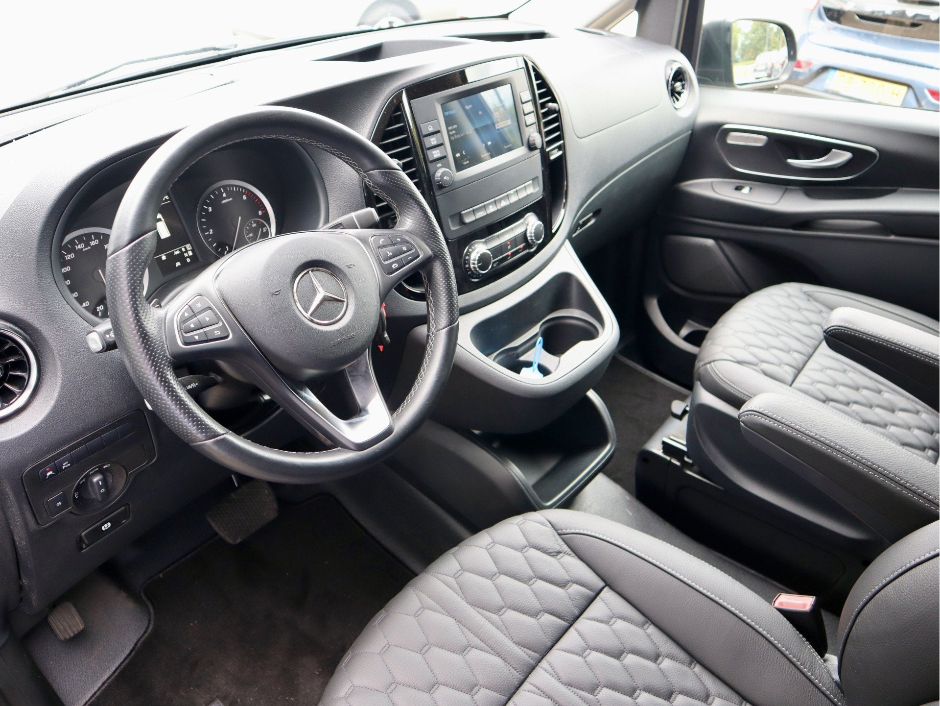 Mercedes-Benz Vito 119 CDI AUTOMAAT DUBBELE CABINE LUCHTVERI, Achterwielaandrijving, Gebruikt, Bedrijf, Diesel