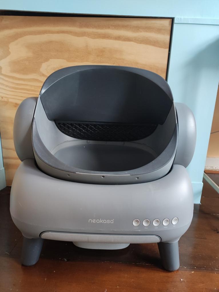 Neakasa automatische kattenbak, nette staat + accessoires, Ophalen