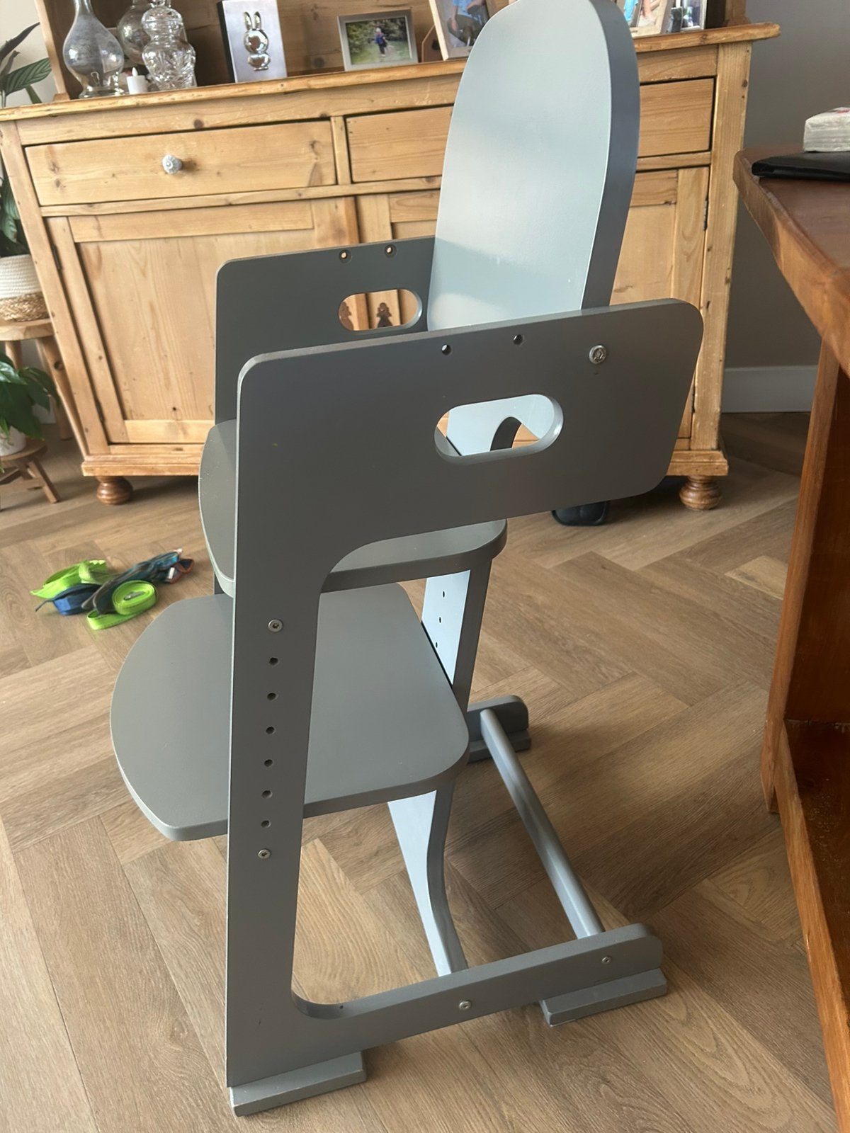 Te koop stevige kinderstoel grijs, Kinderen en Baby's, Kinderstoelen, Ophalen, Gebruikt, Overige typen