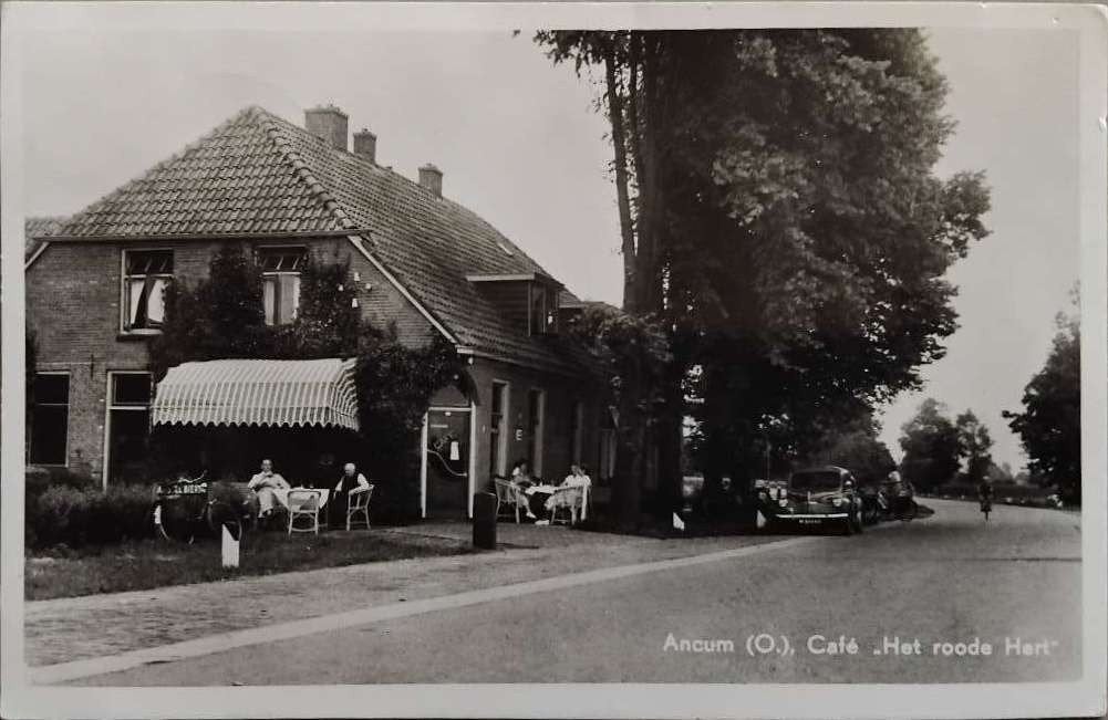 Fotokaart Café Het Roode Hert Ancum (Dalfsen, Overijssel), Ophalen of Verzenden, 1940 tot 1960, Gelopen, Overijssel